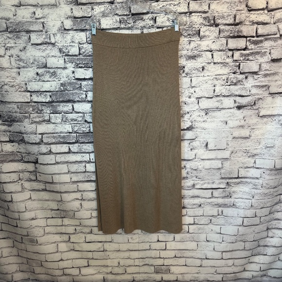 Splendid Collection Heather Camel Georgie Rib Skirt Size L - Picture 2 of 7